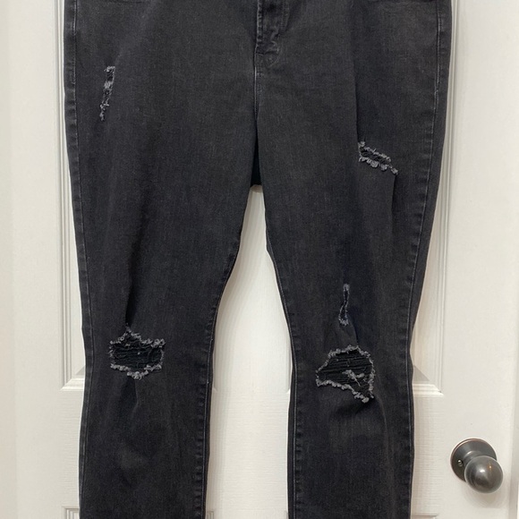 𝅺Old Navy Women’s Pop Icon Skinny Mid Rise Black Jeans Size 16 - Picture 4 of 11